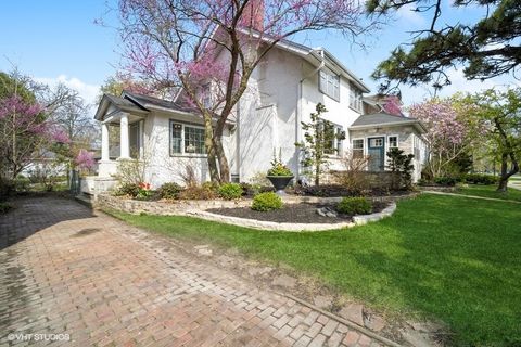2622 Lincolnwood Drive Evanston IL 60201