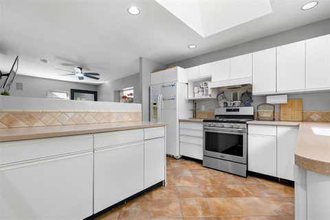 Tiny photo for 4097 Oaklane Road, Rockford, IL 61109 (MLS # 12740031)