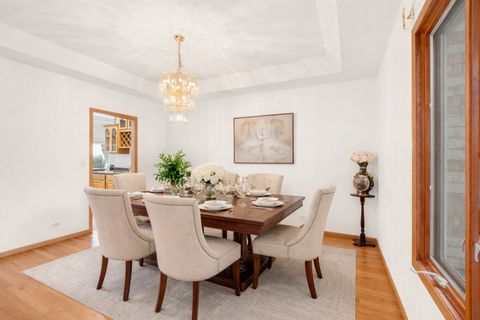 Tiny photo for 1007 Wildwood Lane, Mount Prospect, IL 60056 (MLS # 12591289)