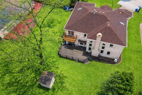 Tiny photo for 1007 Wildwood Lane, Mount Prospect, IL 60056 (MLS # 12591289)