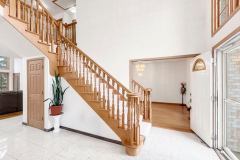 Tiny photo for 1007 Wildwood Lane, Mount Prospect, IL 60056 (MLS # 12591289)