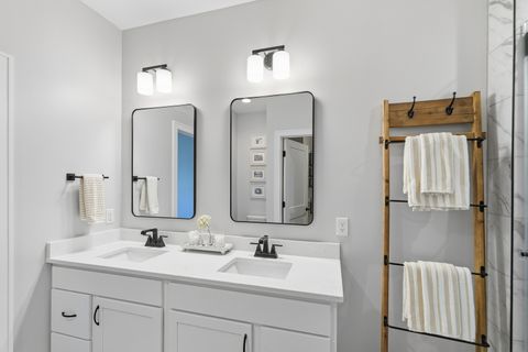 Tiny photo for 181 Beacon Harbor Circle #0, East Moline, IL 61244 (MLS # 12618865)