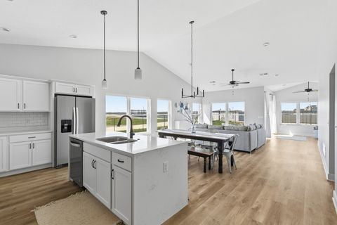 Tiny photo for 181 Beacon Harbor Circle #0, East Moline, IL 61244 (MLS # 12618865)