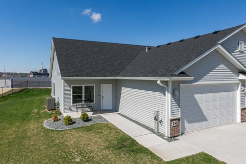 Tiny photo for 181 Beacon Harbor Circle #0, East Moline, IL 61244 (MLS # 12618865)