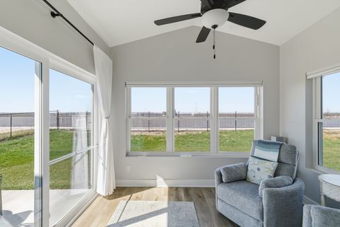 Tiny photo for 181 Beacon Harbor Circle #0, East Moline, IL 61244 (MLS # 12618865)