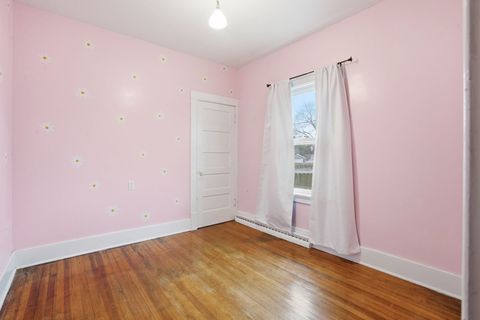 Tiny photo for 1901 W 16th Street, Davenport, IA 52804 (MLS # 100000094)