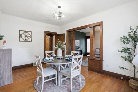 Tiny photo for 1901 W 16th Street, Davenport, IA 52804 (MLS # 100000094)