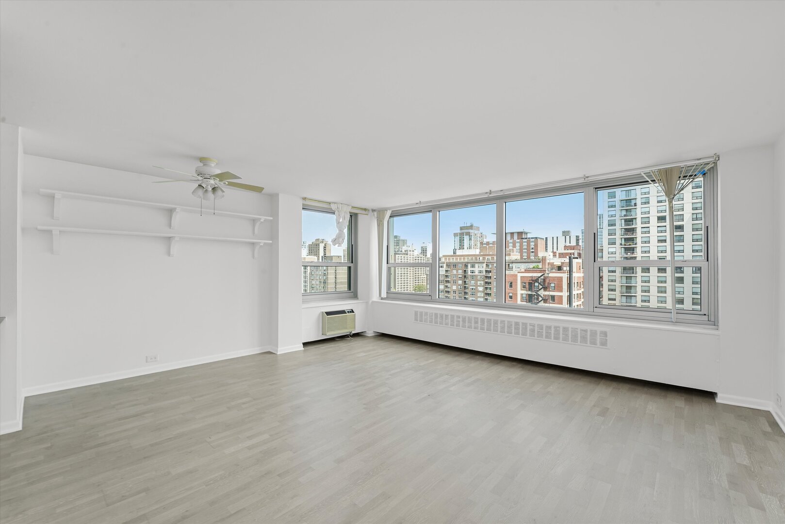1255 N Sandburg Terrace 1706