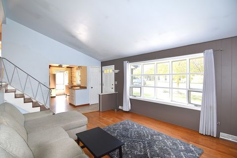 Tiny photo for 131 N Chase Avenue, Lombard, IL 60148 (MLS # 12491187)