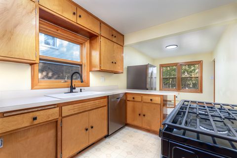 Tiny photo for 4334 Dubois Boulevard, Brookfield, IL 60513 (MLS # 12508180)