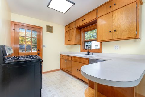 Tiny photo for 4334 Dubois Boulevard, Brookfield, IL 60513 (MLS # 12508180)