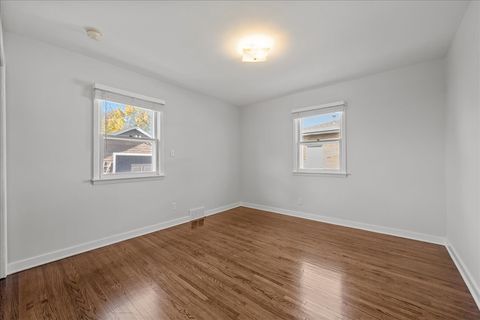 Tiny photo for 425 Ingleside Avenue, Aurora, IL 60506 (MLS # 12515360)