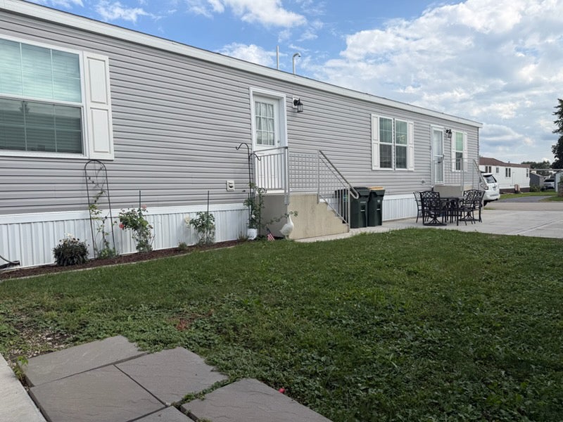 112 8th Avenue