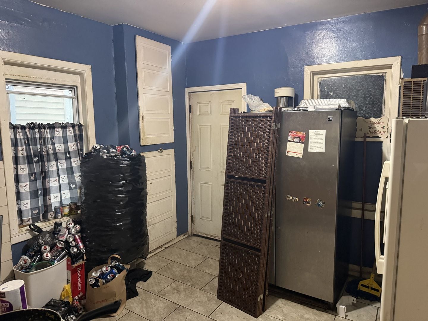 832 W 33rd Street