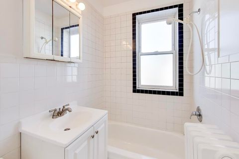 Tiny photo for 5060 N Claremont Avenue #3W, Chicago, IL 60625 (MLS # 12555708)