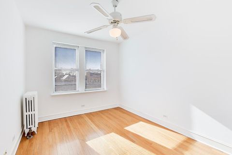 Tiny photo for 5060 N Claremont Avenue #3W, Chicago, IL 60625 (MLS # 12555708)