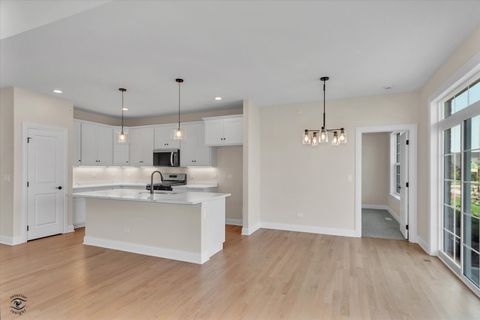 Tiny photo for 8028 BRADLEY Drive, Tinley Park, IL 60487 (MLS # 12528319)