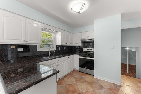 Tiny photo for 7907 W 74th Street, Bridgeview, IL 60455 (MLS # 12646599)