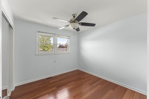 Tiny photo for 7907 W 74th Street, Bridgeview, IL 60455 (MLS # 12646599)