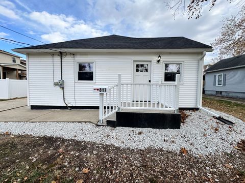 Tiny photo for 817 Painter Street, Streator, IL 61364 (MLS # 12515814)
