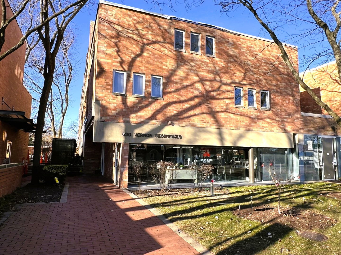 630 Vernon Avenue 12