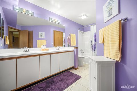 Tiny photo for 1085 Rockport Drive, Carol Stream, IL 60188 (MLS # 12631309)