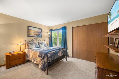 Tiny photo for 1085 Rockport Drive, Carol Stream, IL 60188 (MLS # 12631309)