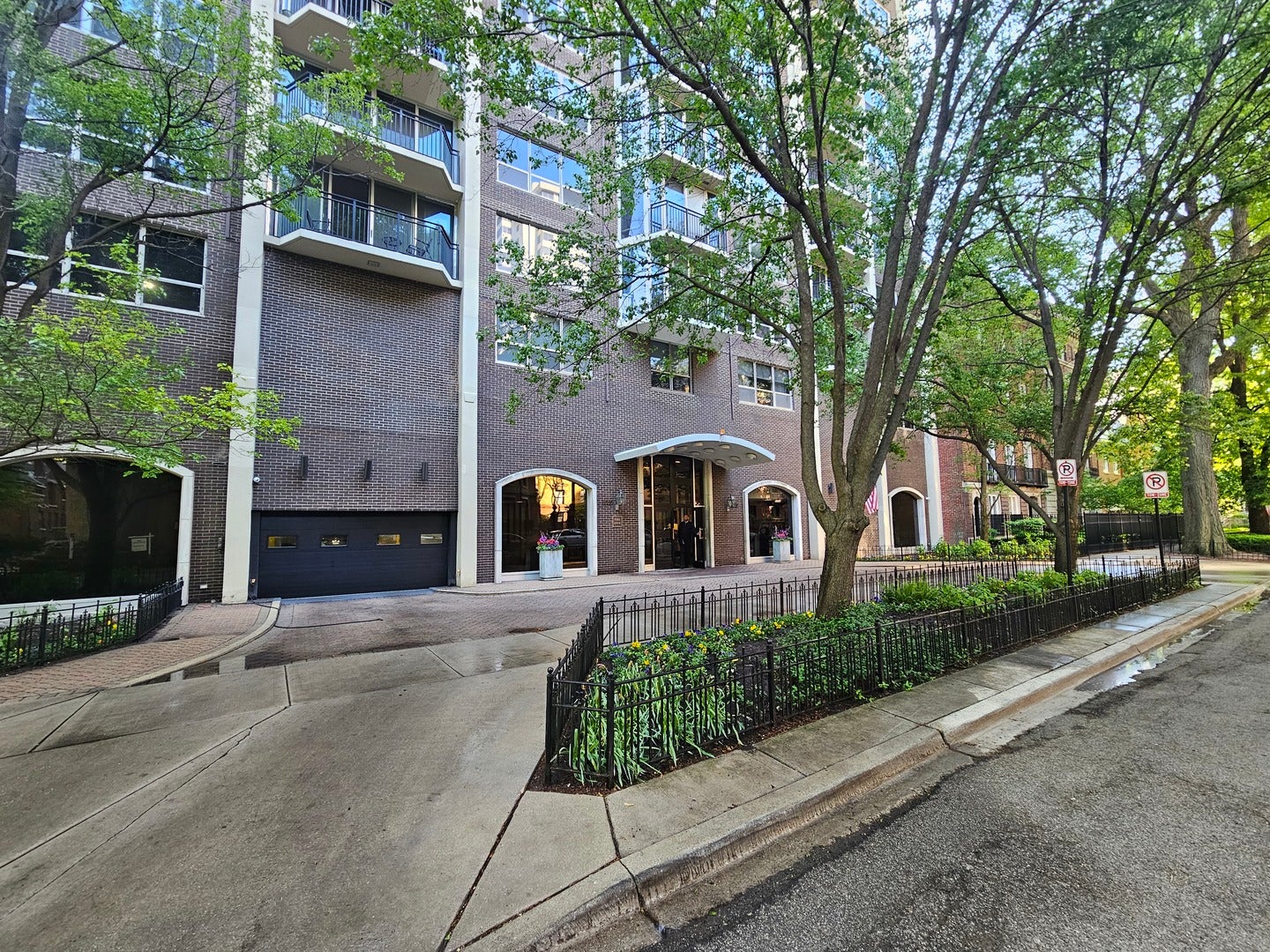 1515 N Astor Street 23BC