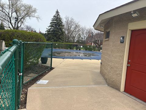 Tiny photo for 40 N Tower Road #10, Oak Brook, IL 60523 (MLS # 12615956)