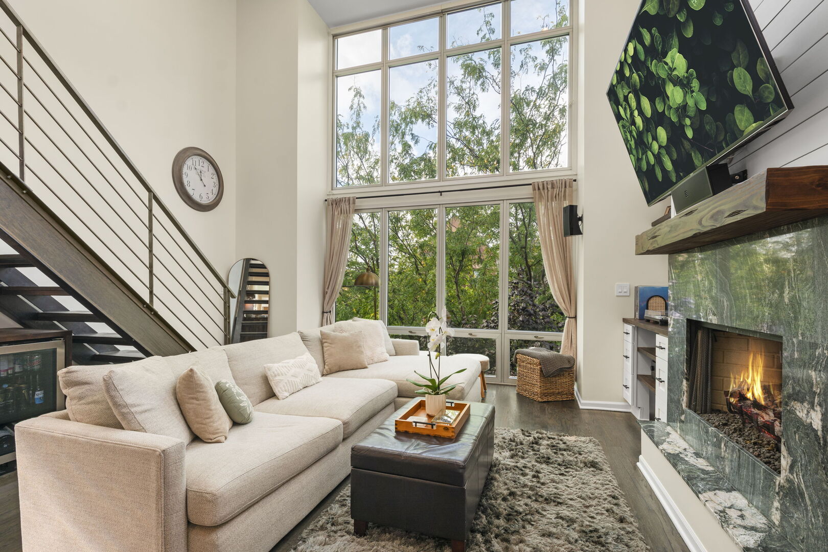 1015 N Hermitage Avenue C