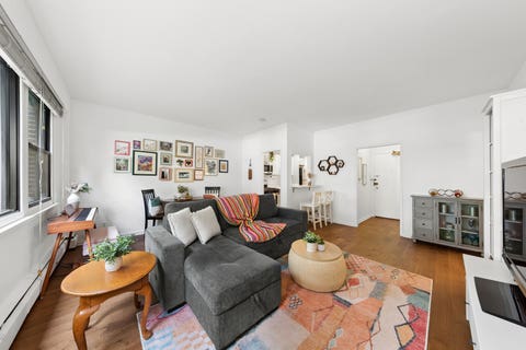Tiny photo for 4880 N Marine Drive #105, Chicago, IL 60640 (MLS # 12702763)