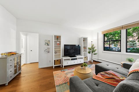 Tiny photo for 4880 N Marine Drive #105, Chicago, IL 60640 (MLS # 12702763)