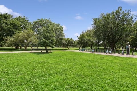 Tiny photo for 4880 N Marine Drive #105, Chicago, IL 60640 (MLS # 12702763)