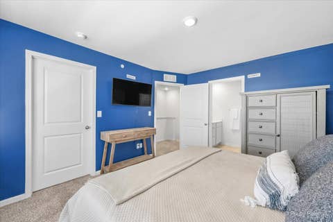 Tiny photo for 2041 Sequoia Avenue, Mundelein, IL 60060 (MLS # 12671622)