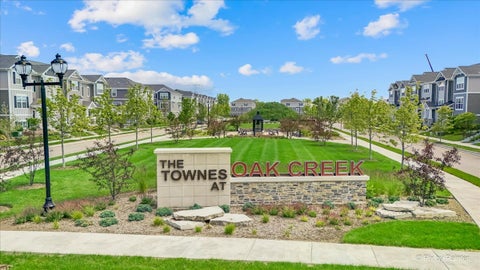 Tiny photo for 2041 Sequoia Avenue, Mundelein, IL 60060 (MLS # 12671622)