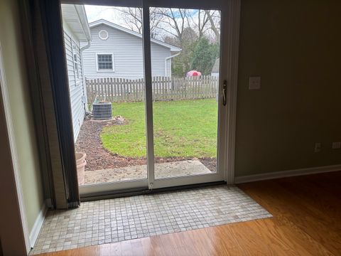 Tiny photo for 1621 Portsmouth Lane, Schaumburg, IL 60194 (MLS # 12613669)