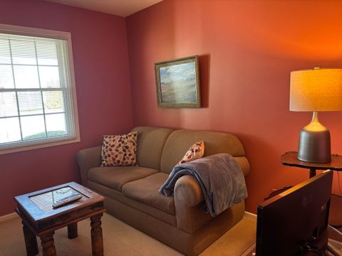 Tiny photo for 1621 Portsmouth Lane, Schaumburg, IL 60194 (MLS # 12613669)