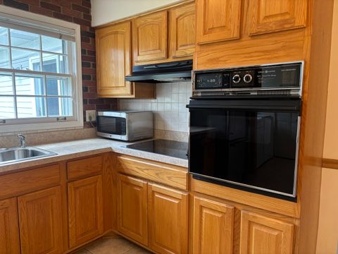 Tiny photo for 1621 Portsmouth Lane, Schaumburg, IL 60194 (MLS # 12613669)