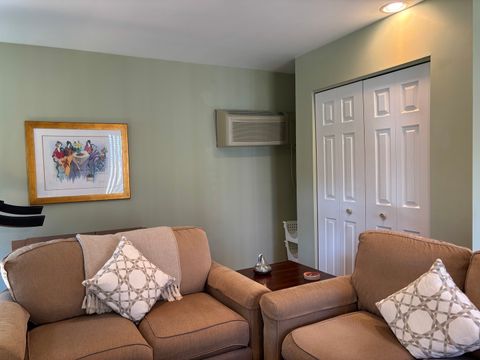 Tiny photo for 1621 Portsmouth Lane, Schaumburg, IL 60194 (MLS # 12613669)