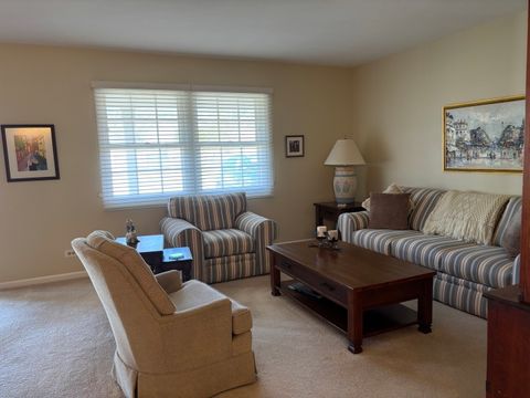 Tiny photo for 1621 Portsmouth Lane, Schaumburg, IL 60194 (MLS # 12613669)