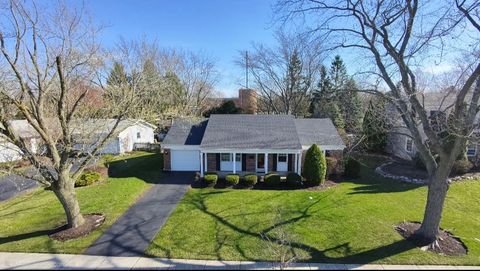 Tiny photo for 1621 Portsmouth Lane, Schaumburg, IL 60194 (MLS # 12613669)