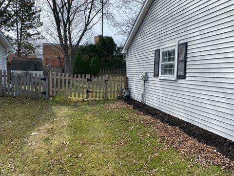 Tiny photo for 1621 Portsmouth Lane, Schaumburg, IL 60194 (MLS # 12613669)