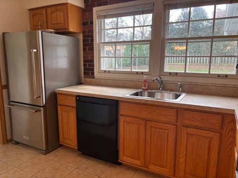 Tiny photo for 1621 Portsmouth Lane, Schaumburg, IL 60194 (MLS # 12613669)