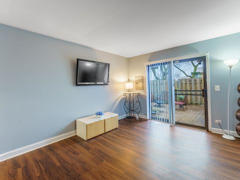 Tiny photo for 317 Ozark Drive, Bolingbrook, IL 60440 (MLS # 12579405)