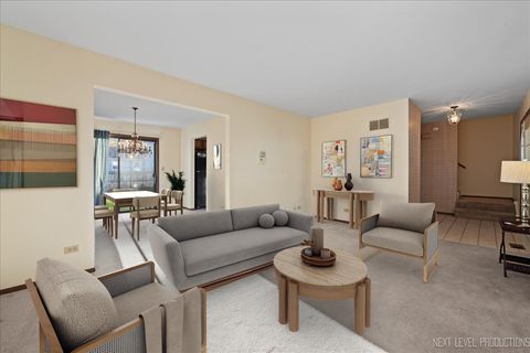 Tiny photo for 1580 Sycamore Lane, Aurora, IL 60504 (MLS # 12474668)