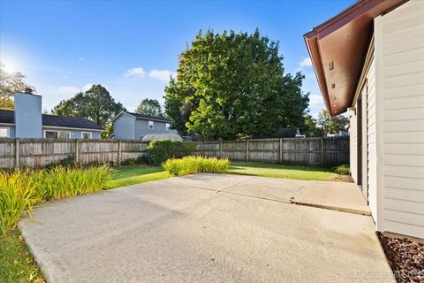 Tiny photo for 1580 Sycamore Lane, Aurora, IL 60504 (MLS # 12474668)