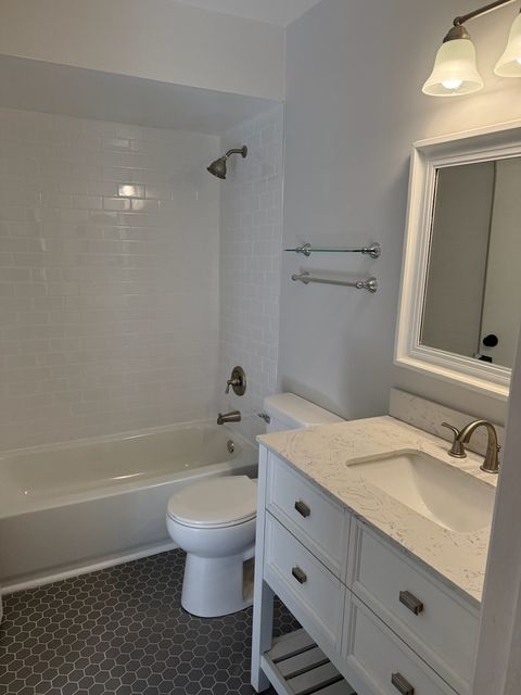 Tiny photo for 5513 Barclay Court, Clarendon Hills, IL 60514 (MLS # 12527893)