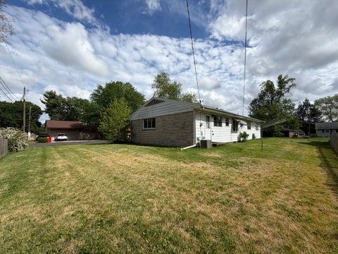 Tiny photo for 1805 Peach Street, Champaign, IL 61820 (MLS # 12625224)