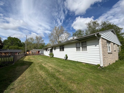Tiny photo for 1805 Peach Street, Champaign, IL 61820 (MLS # 12625224)