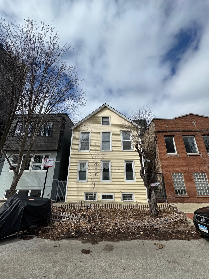 2230 N Washtenaw Avenue